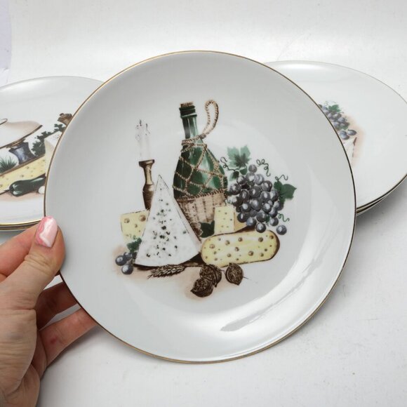 RARE 1960s Kahla German Republic Porcelain Appetizer Plates - Set of 7! 🧀🍷 - Picture 12 of 14